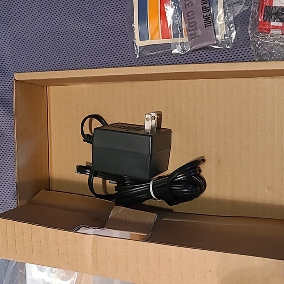 2006 Life Like Ford Mustang Challenge HO Scale Electric Slot Car Racing Set - Picture 7 of 13